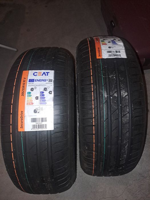 Par de Pneus CEAT SecuraDrive (205/55 R16 91V) – NOVOS, SEM USO,  ÚLTIMOS DOIS, ANO DE FABRICO 0924