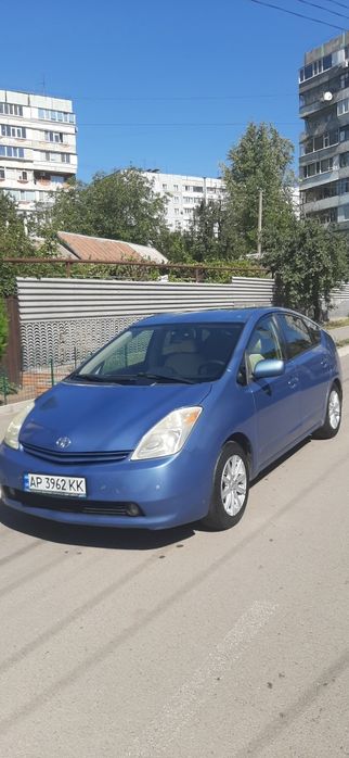 Продам Toyota Prius 20