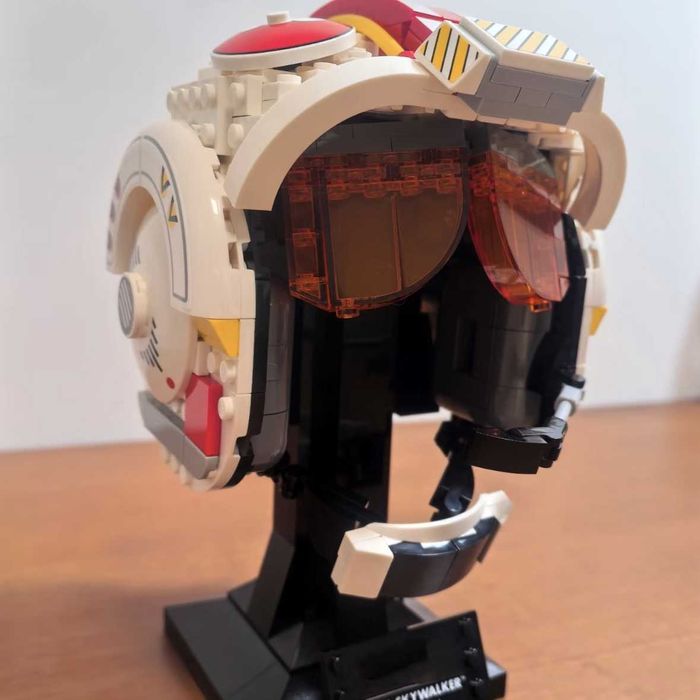 Nowe Klocki Star Wars Hełm Luke'a SKYWALKERA kompatybilne z 75327