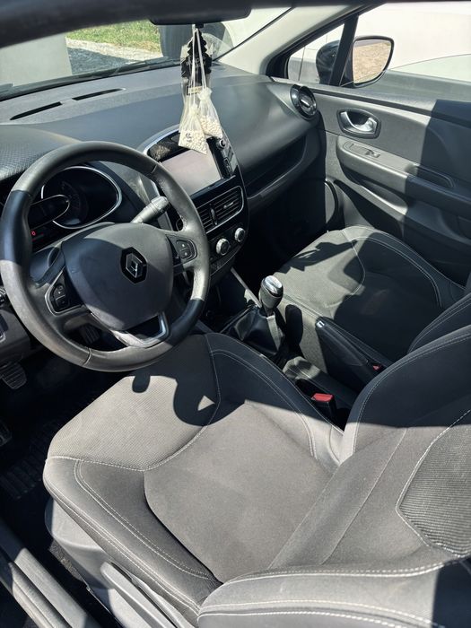 Renault Clio IV 2018 czarny
