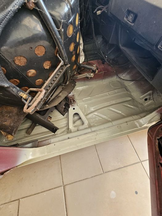 Vendo 2 golf mk1 1.6 ler descrição
