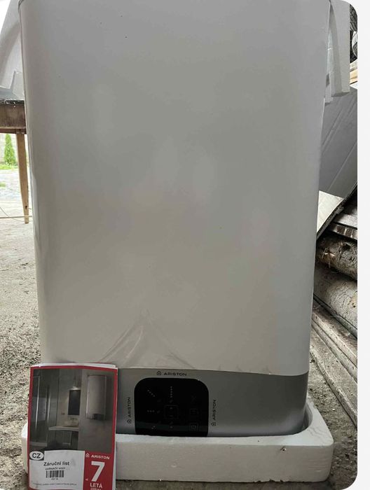 Бойлер Ariston 50л новий