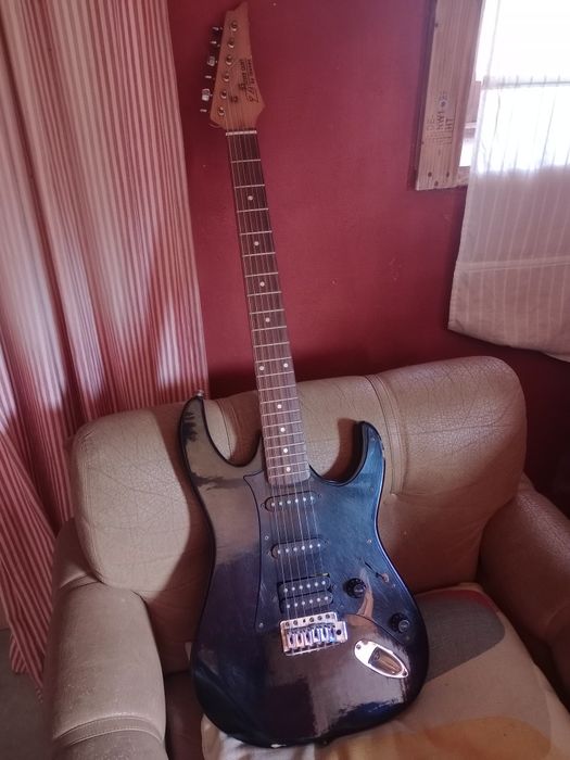 Guitarra Ibanez Silver Cadet