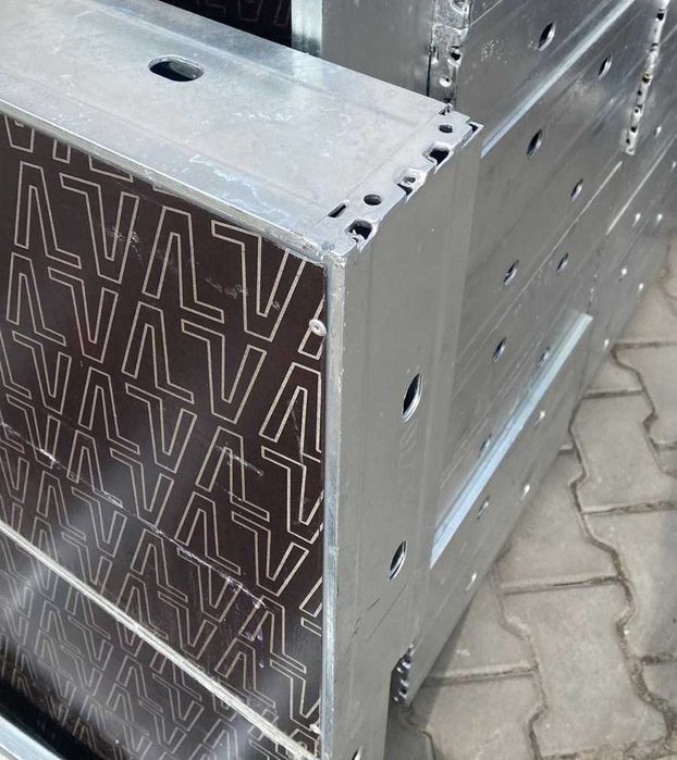 Szalunki ścienne TYP RASTO 60kN „Mamuty” 115,2 m²- zestaw