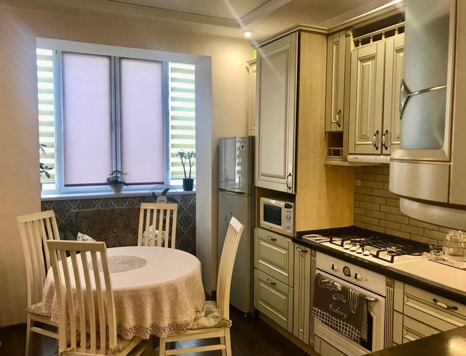 Затишна двох кімнатна квартира -"євро- двох кімнатна " у м. Ірпінь