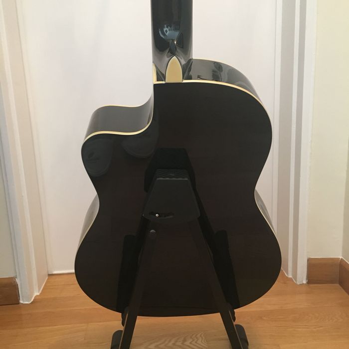 Guitarra clássica+mochila de transporte+suporte+afinador