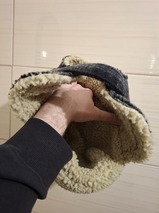 Czapka zimowa uszatka z kożuszkiem.