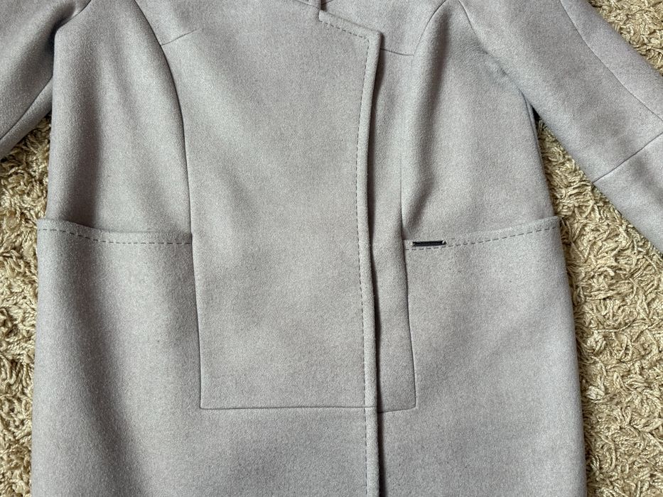 Пальто бежеве світле Victoria bloom