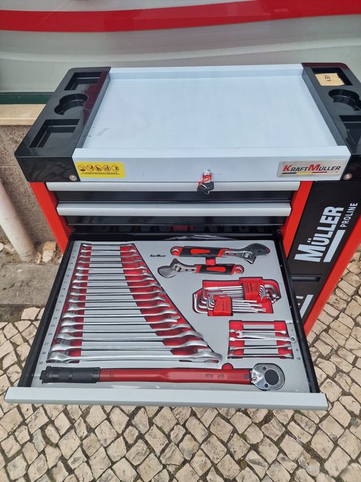 Carrinho de ferramenta de 8 gavetas 7 completas novo entrego em mãos p