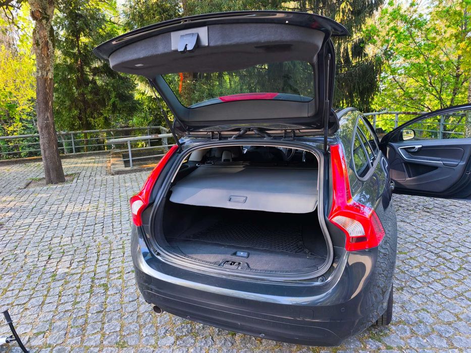 Volvo V60 2.0 D2 Kinetic - 2017