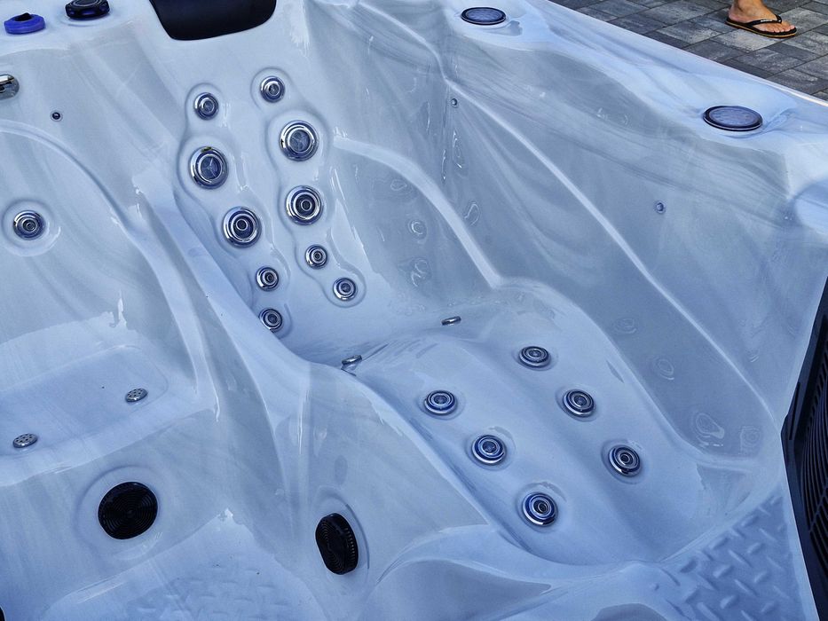 Jacuzzi ogrodowe całoroczne SPA wanna z hydromasażem BALBOA Wrocław