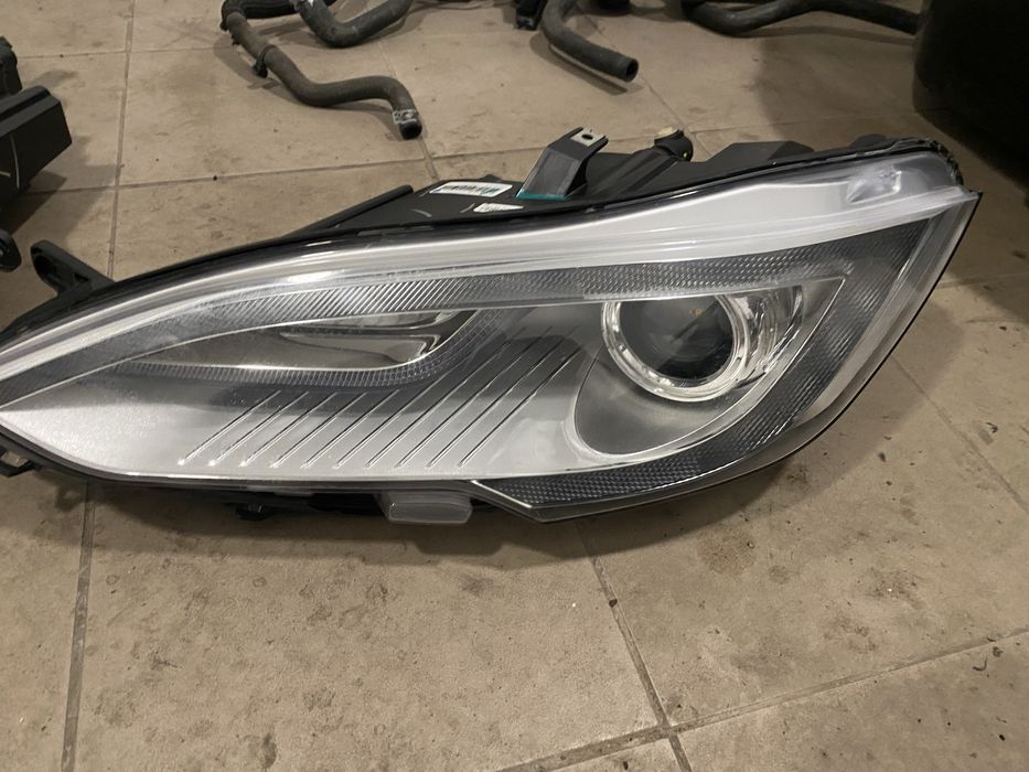 Фара ліва Tesla Model S 2012-2015 до рест