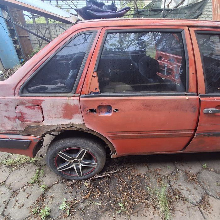 Volvo 440, 1.7 бензин
