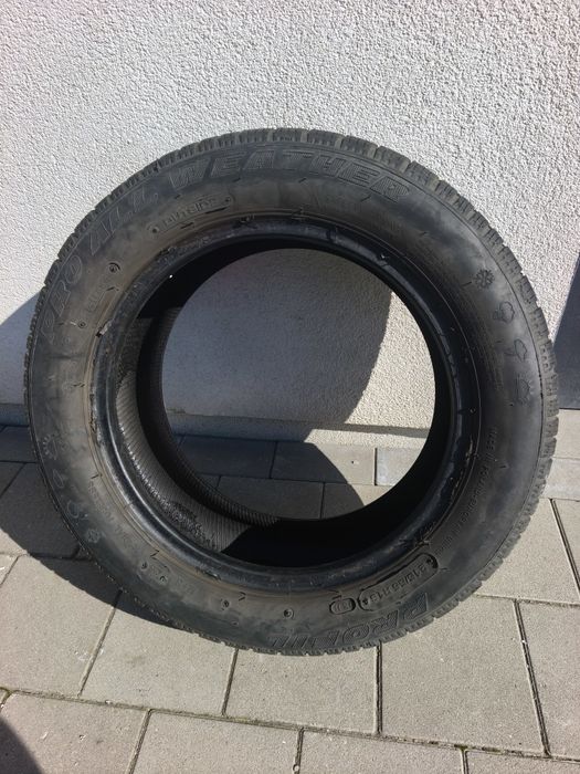 Opona całoroczna 215 55 R16