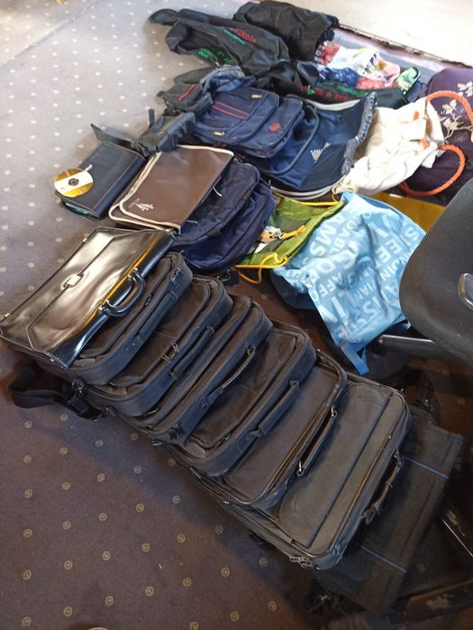 Walizki, torby, plecaki,do laptopa itp. stan bdb.