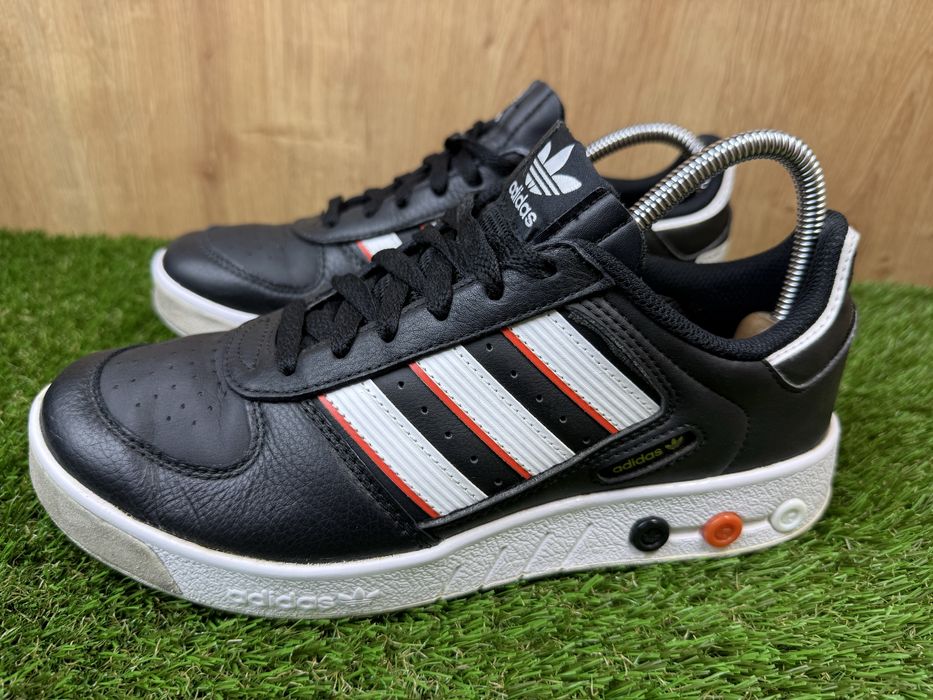 Adidas  G.S. Court розмір 41 1/3