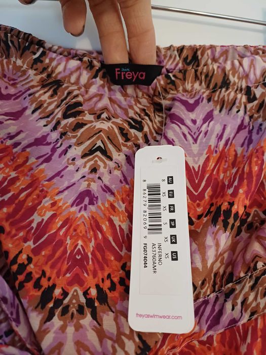 Nowa z metką sukienka letnia Freya rozm. XS