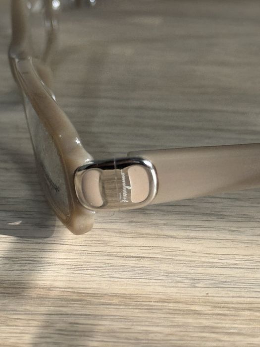 Oculos Salvatore Ferragamo