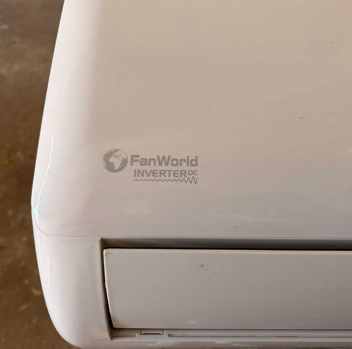 Ar condicionado FanWorld Unidade Interior + Exterior + Comando