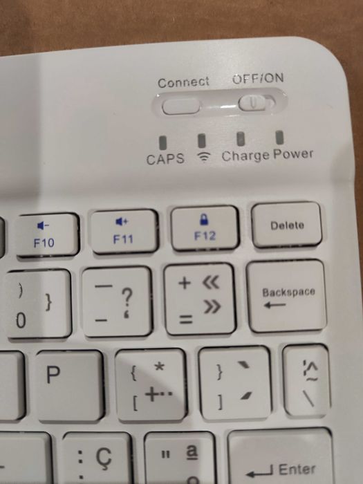Bluetooth Keyboard447213557536542722