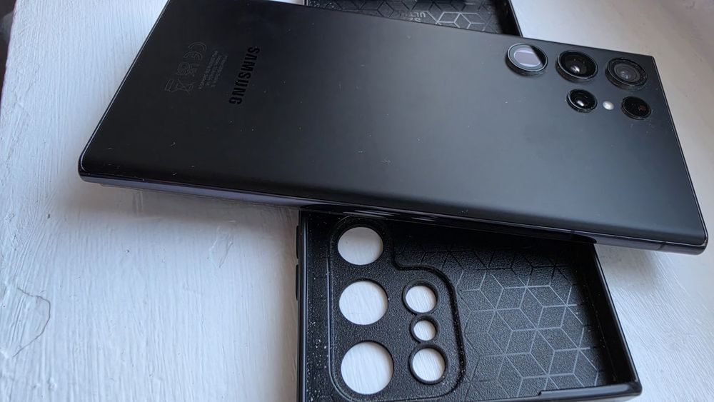 Смартфон Samsung s22 128gb