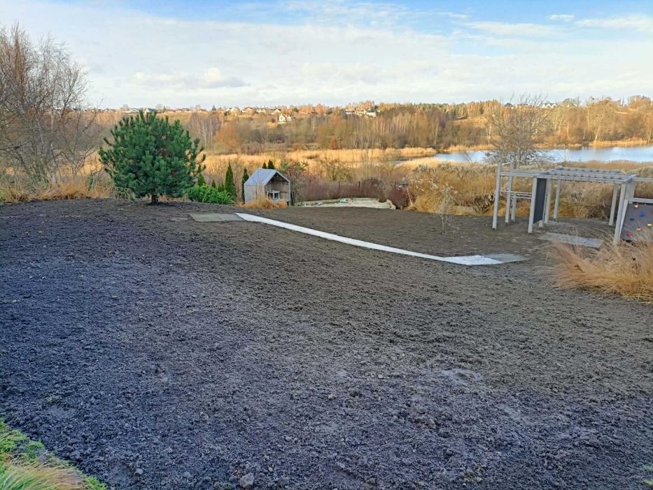 Ogrodnik#Usługi ogrodnicze#Zakładanie ogrodów.