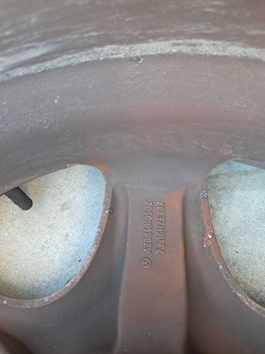 jantes originais ( pneus incluídos ) mercedes 16"