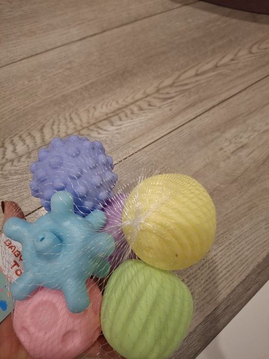 Продам новий набір.