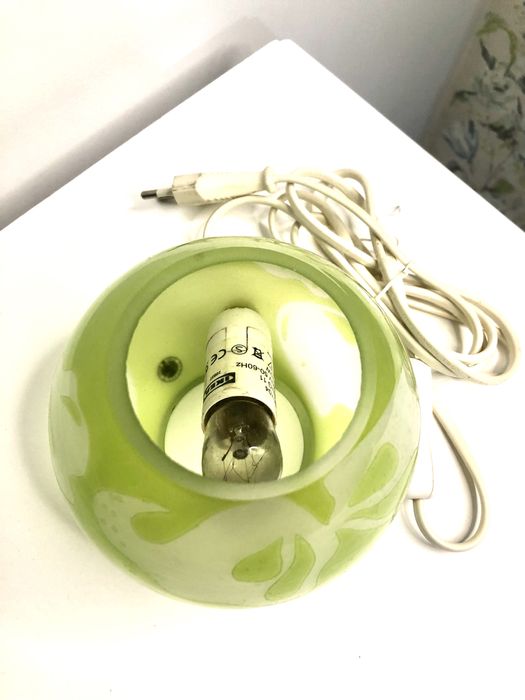 Candeeiro de mesa verde