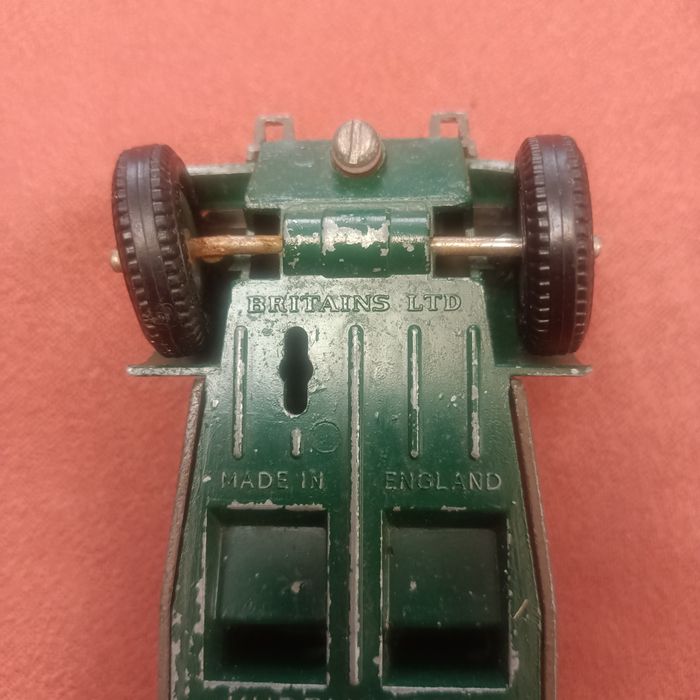 Металлическая модель немецкого автомобиля Kubelwagen