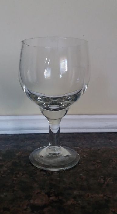 Бокали скляні (малі і великі)