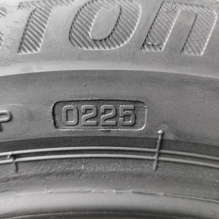 Комплект літніх шинBridgestone195/60 R16 195*60 16 Turanza t001 001613