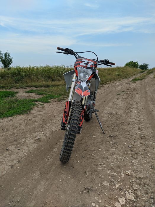 Мотоцикл X-moto XB31 250cc 21/18