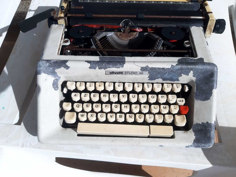 Máquina de escrever antiga