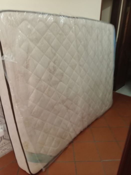 Colchão usado 190x160 para desocupar