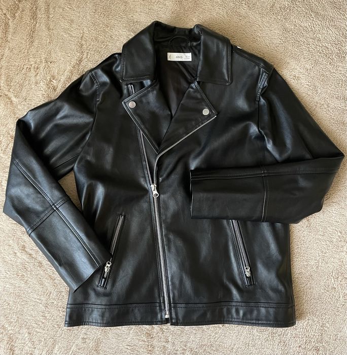 Куртка зі штучноі шкіри