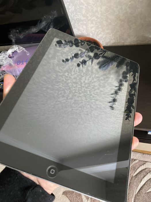 Ipad 2 (64GB) б/у НА ЗАПЧАСТИ!!!