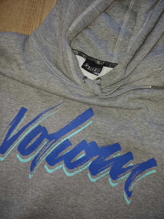 Casaco sweat marca VOLCOM