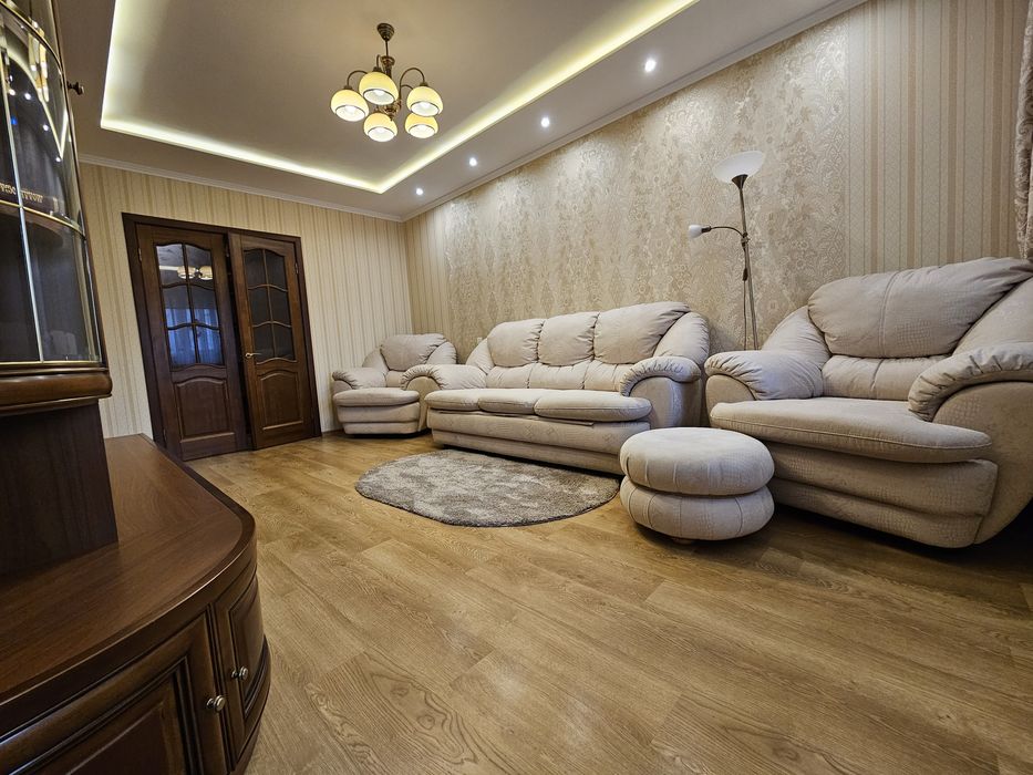 Продам 3 к квартиру на Тополе в кирпичном доме