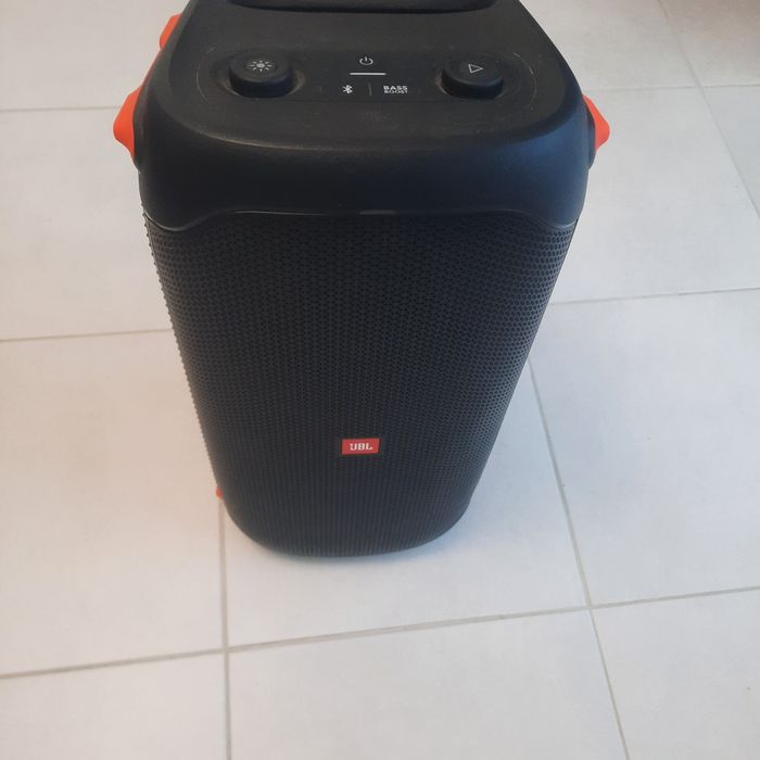 Колонка JBL 110 .