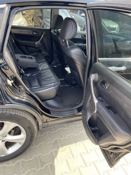 Продам Авто,Машина HONDA CR-V 2009 року.