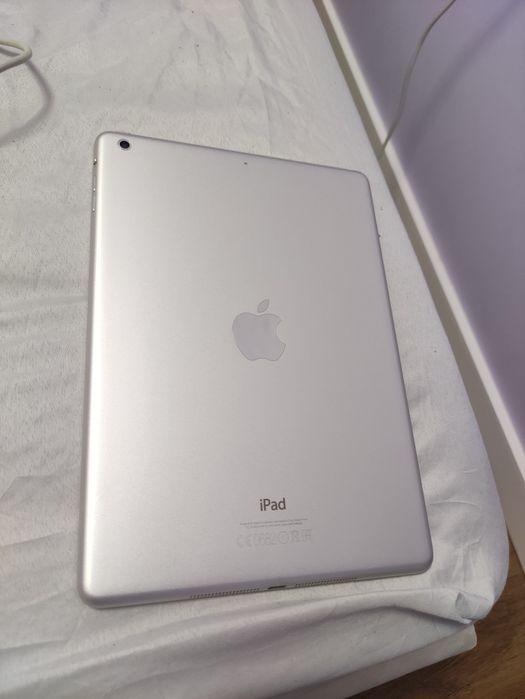 Tablet iPad Air 16GB bardzo dobry stan
