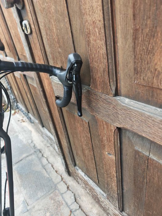 Giant Gravel carbon