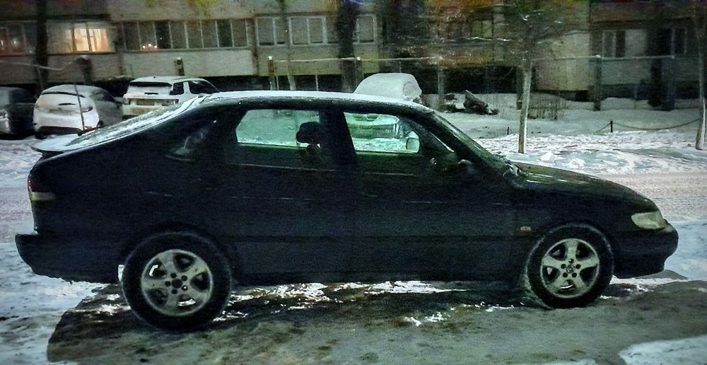 Продам Saab 9 3 1998 року
