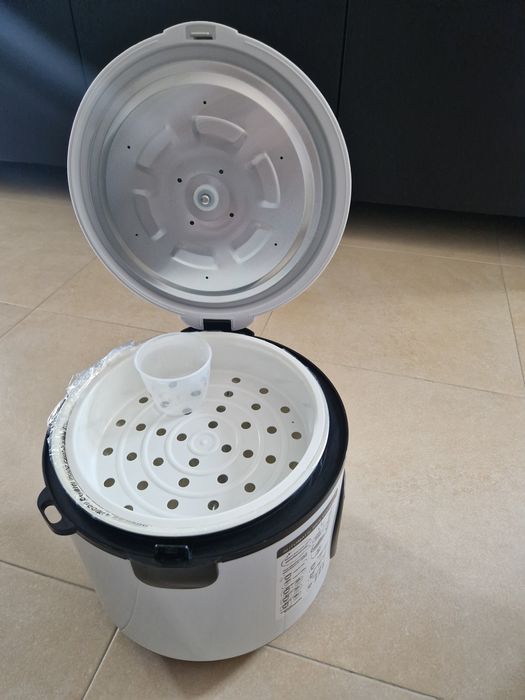 Panela elétrica de arroz 1,8L