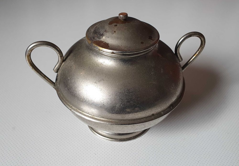 Açucareiro em casquinha, para coleção, muito antigo