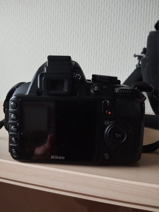 фотоапарат Nikon D3100