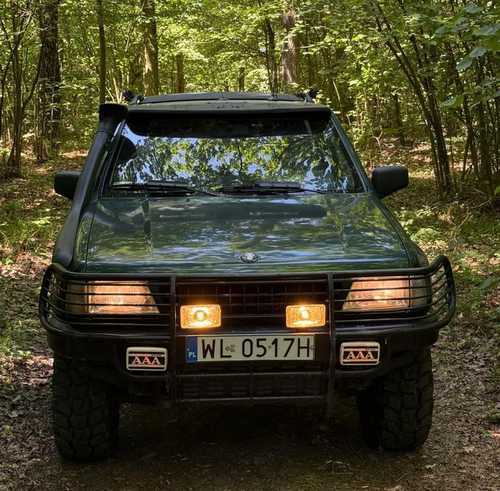 Opel Frontera a sport terenówka