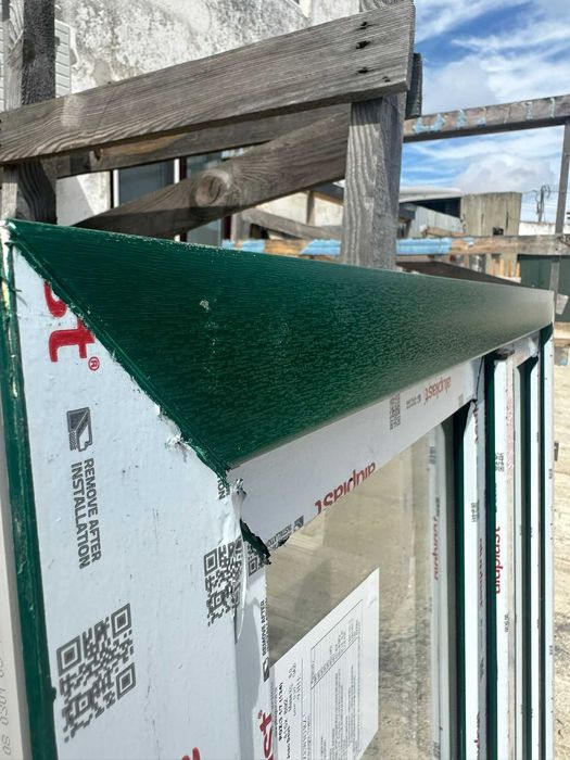 Janela PVC Oscilo-Batente Aluplast