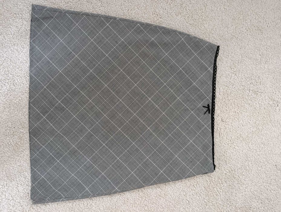 гарна спідниця Mango